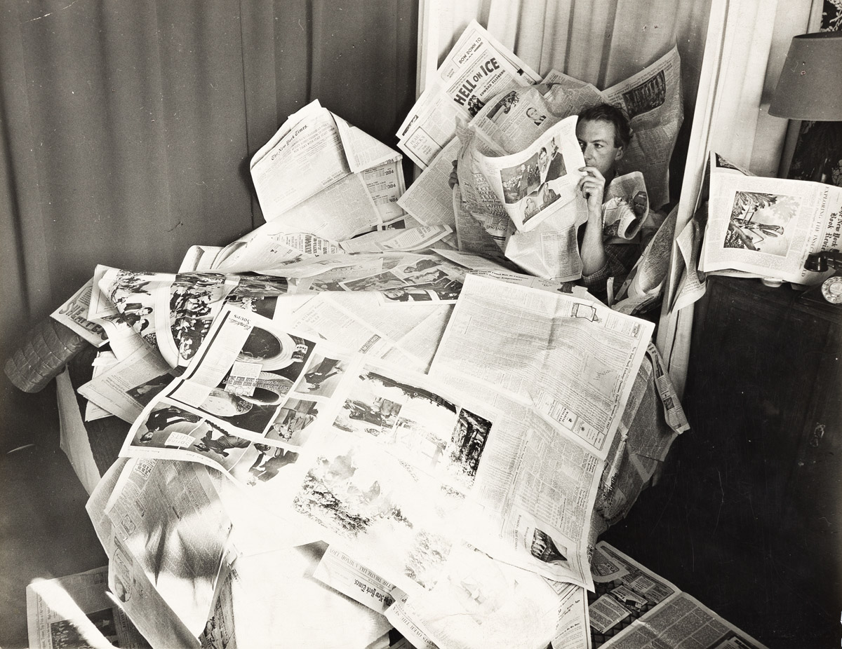CECIL BEATON (1904-1980) Self-Portrait in New York on a Sunday Morning.